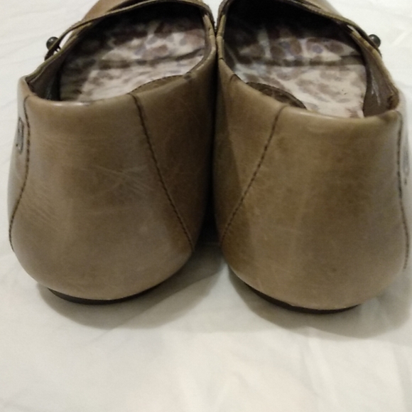 Born Leather Mary Jane Shoes Taupe Beige 9 Classic Ballet Flat Strap Cute - Picture 3 of 14